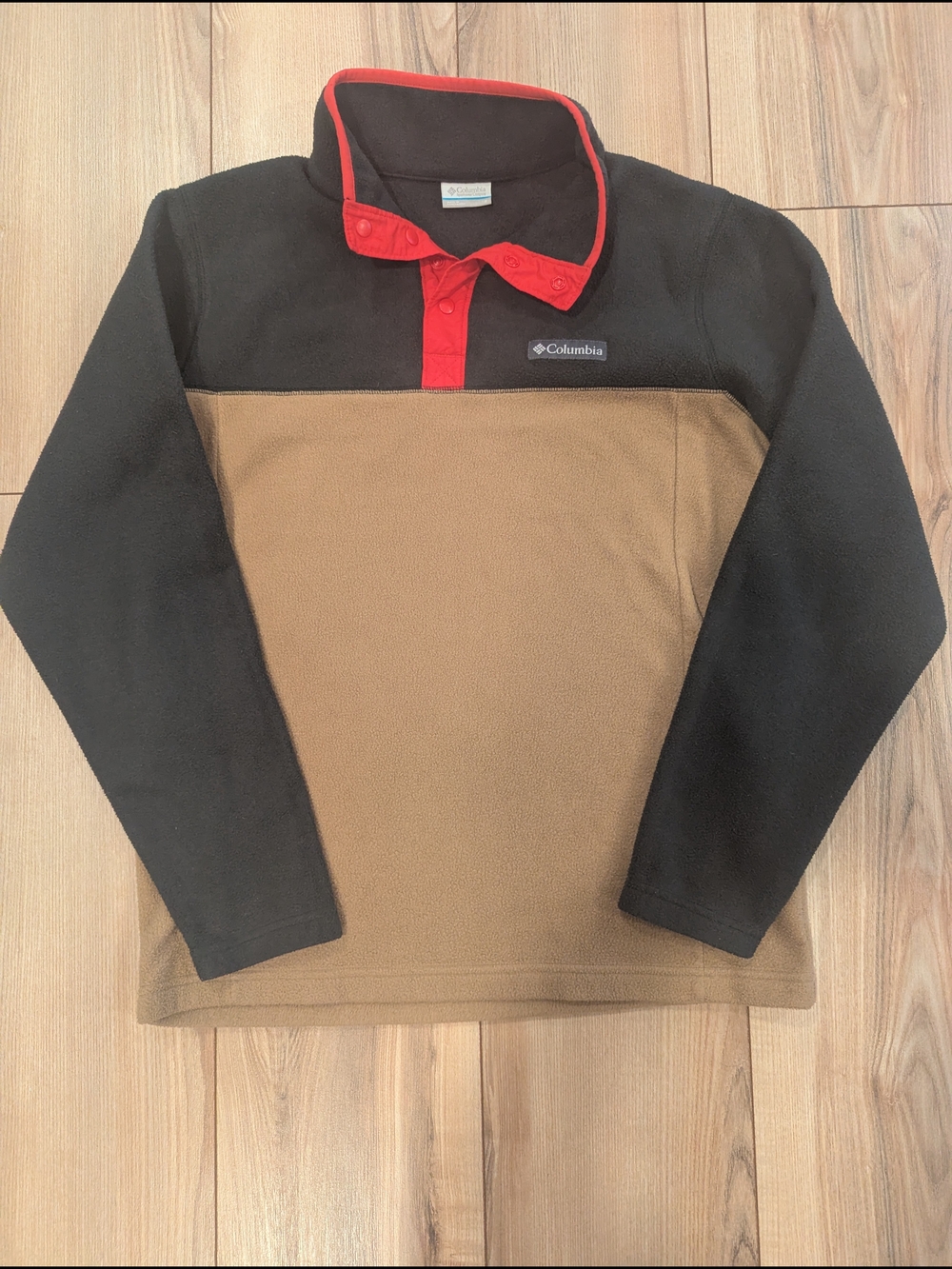 Columbia Two-Tone Fleece Pullover in Black, Brown & Red